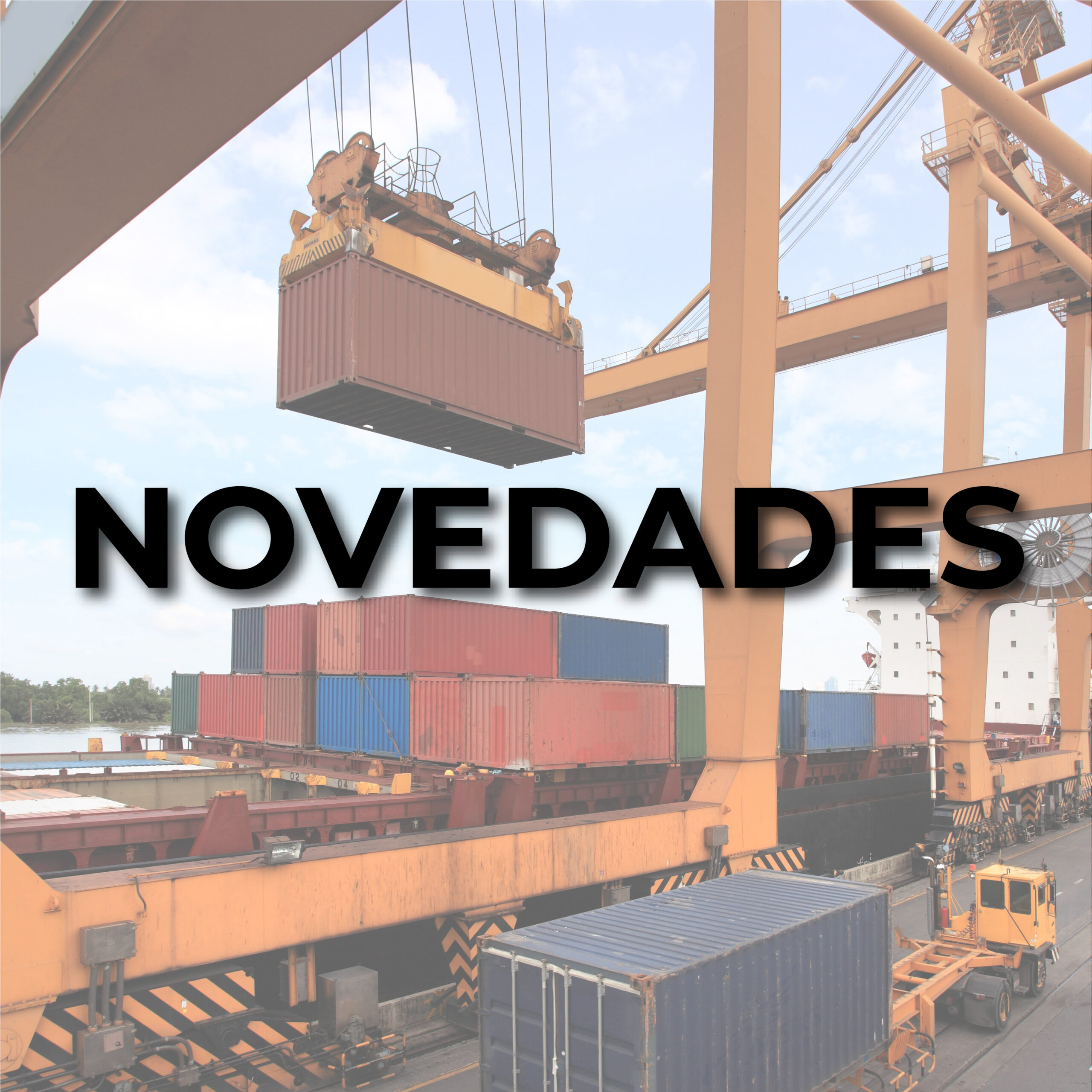 concepto-logistica-empresarial-carga-contenedores CUADRADA